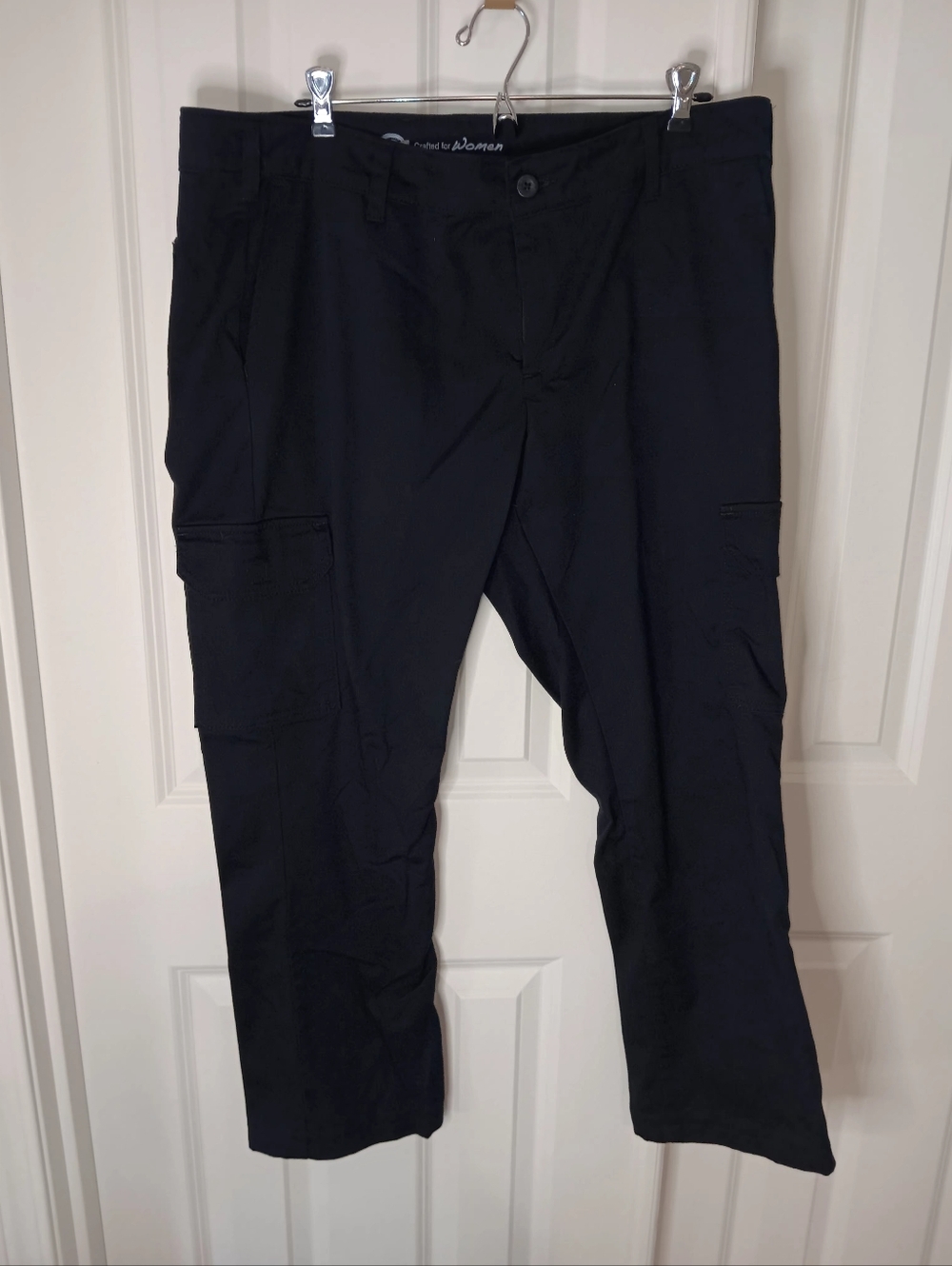 Dickies Women's Black Cargo Straight  Pants with Side Pockets